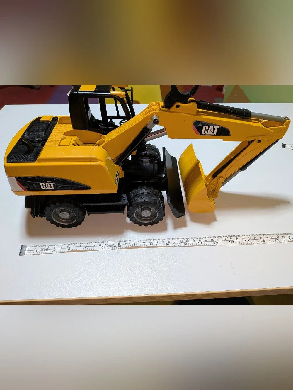 Bruder 02446 Cat® Wheeled Excavator